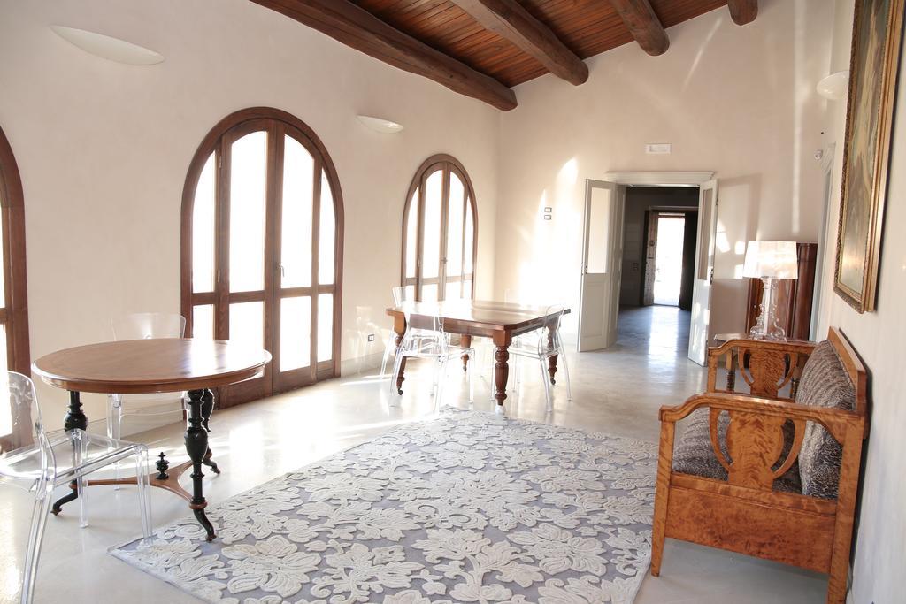 Casale Della Rocca Villa เจราเช ภายนอก รูปภาพ